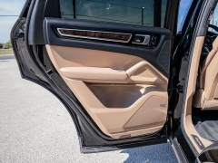 Used 2021  Porsche Cayenne S Coupe AWD at A Motors Sales & Finance near San Antonio&comma; TX