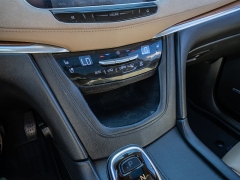 Used 2017  Cadillac XT5 4d SUV AWD Platinum at A Motors Sales & Finance near San Antonio&comma; TX