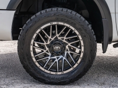 Used 2020  Nissan Titan 4x4 Crew Cab PRO-4X at A Motors Sales & Finance near San Antonio&comma; TX