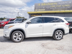 Used 2014  Toyota Highlander 4d SUV FWD Limited at A Motors Sales & Finance near San Antonio&comma; TX
