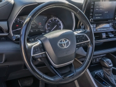 Used 2022  Toyota Highlander XLE FWD at A Motors Sales & Finance near San Antonio, TX