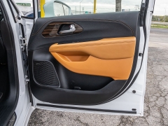 Used 2021  Chrysler Pacifica Hybrid Pinnacle FWD at A Motors Sales & Finance near San Antonio, TX