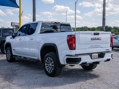 Used 2020  GMC Sierra 1500 4WD Crew Cab AT4 at A Motors Sales & Finance near San Antonio&comma; TX