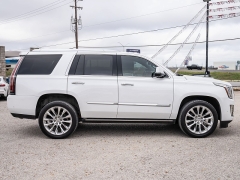 Used 2020  Cadillac Escalade 4d SUV RWD Premium Luxury at A Motors Sales & Finance near San Antonio&comma; TX