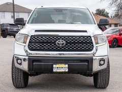 Used 2018  Toyota Tundra 2WD CrewMax SR5 5&period;7L at A Motors Sales & Finance near San Antonio&comma; TX