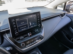 Used 2020  Toyota Corolla 4d Sedan LE at A Motors Sales & Finance near San Antonio&comma; TX