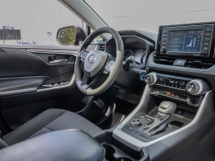 Used 2020  Toyota RAV4 Hybrid 4d SUV AWD XLE &ast;Ltd Avail&ast; at A Motors Sales & Finance near San Antonio&comma; TX