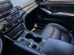 Used 2018  Honda Accord Sedan 4d EX-L 2&period;0T at A Motors Sales & Finance near San Antonio&comma; TX