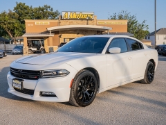 Used 2018 Dodge Charger 4d Sedan RWD SXT Plus at A Motors Sales & Finance near San Antonio, TX