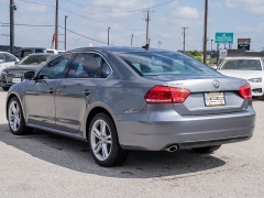 Used 2015  Volkswagen Passat TDI 4d Sedan SE at A Motors Sales & Finance near San Antonio&comma; TX