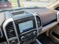 Used 2020  Ford F-150 4WD SuperCrew Lariat 5 1&sol;2 at A Motors Sales & Finance near San Antonio&comma; TX