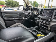 Used 2019  Ram 1500 2WD Crew Cab Big Horn&sol;Lone Star at A Motors Sales & Finance near San Antonio&comma; TX