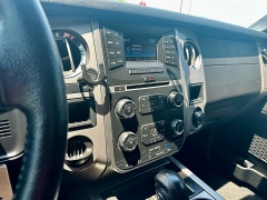 Used 2017 Ford Expedition 4d SUV 2WD XLT at A Motors Sales & Finance near San Antonio, TX