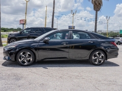 Used 2023  Hyundai Elantra Limited IVT at A Motors Sales & Finance near San Antonio&comma; TX