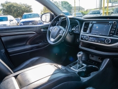 Used 2015 Toyota Highlander 4d SUV AWD Limited Platinum at A Motors Sales & Finance near San Antonio, TX
