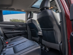 Used 2019  Toyota Highlander 4d SUV FWD XLE at A Motors Sales & Finance near San Antonio&comma; TX