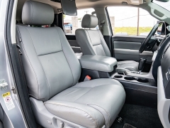 Used 2017  Toyota Sequoia 4d SUV RWD SR5 at A Motors Sales & Finance near San Antonio&comma; TX