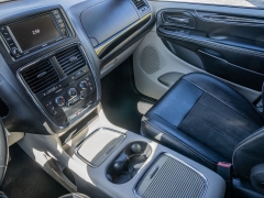 Used 2019  Dodge Grand Caravan 4d Wagon SXT at A Motors Sales & Finance near San Antonio, TX