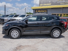 Used 2020  Nissan Rogue Sport 4d SUV FWD S at A Motors Sales & Finance near San Antonio&comma; TX