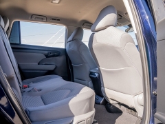 Used 2020  Toyota Highlander 4d SUV FWD LE at A Motors Sales & Finance near San Antonio, TX