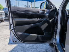 Used 2015  Jeep Grand Cherokee 4d SUV 2WD Limited at A Motors Sales & Finance near San Antonio&comma; TX