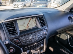 Used 2020  Nissan Pathfinder 4d SUV FWD SL at A Motors Sales & Finance near San Antonio&comma; TX