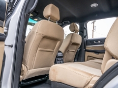 Used 2016  Ford Explorer 4d SUV FWD at A Motors Sales & Finance near San Antonio&comma; TX