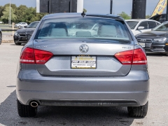 Used 2015  Volkswagen Passat TDI 4d Sedan SE at A Motors Sales & Finance near San Antonio&comma; TX