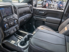 Used 2023  GMC Sierra 2500HD 4WD Crew Cab 159" AT4 Dsl at A Motors Sales & Finance near San Antonio&comma; TX