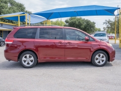 Used 2012  Toyota Sienna 4d Wagon LE at A Motors Sales & Finance near San Antonio&comma; TX