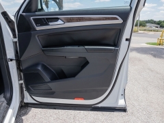 Used 2018  Volkswagen Atlas 3&period;6L V6 SEL Premium 4MOTION at A Motors Sales & Finance near San Antonio&comma; TX