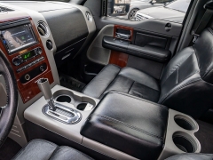 Used 2005  Ford F-150 4WD Supercrew Lariat at A Motors Sales & Finance near San Antonio&comma; TX