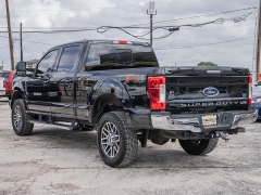 Used 2019  Ford Super Duty F-250 4WD Crew Cab Lariat at A Motors Sales & Finance near San Antonio&comma; TX