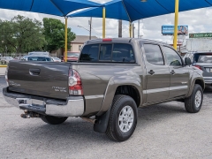 Used 2013  Toyota Tacoma 2WD Double Cab PreRunner V6 Short Bed at A Motors Sales & Finance near San Antonio&comma; TX