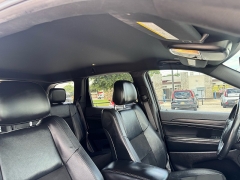 Used 2019 Jeep Grand Cherokee 4d SUV 2WD Laredo Altitude at A Motors Sales & Finance near San Antonio, TX