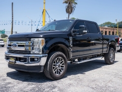 Used 2019  Ford Super Duty F-250 4WD Crew Cab Lariat at A Motors Sales & Finance near San Antonio&comma; TX