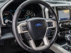 Used 2020  Ford F-150 4WD SuperCrew Lariat 5 1&sol;2 at A Motors Sales & Finance near San Antonio&comma; TX