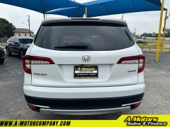 Used 2020 Honda Pilot 4d SUV FWD Touring 7-Passenger at A Motors Sales & Finance near San Antonio, TX
