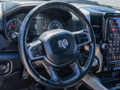 Used 2019  Ram 1500 2WD Crew Cab Laramie at A Motors Sales & Finance near San Antonio&comma; TX