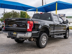 Used 2017  Ford Super Duty F-250 4WD Crew Cab XLT at A Motors Sales & Finance near San Antonio&comma; TX