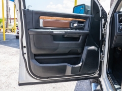 Used 2017  Ram 1500 2WD Crew Cab Longhorn at A Motors Sales & Finance near San Antonio&comma; TX
