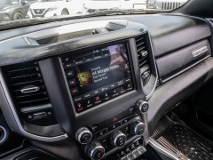 Used 2020  Ram 1500 2WD Crew Cab Lone Star at A Motors Sales & Finance near San Antonio&comma; TX