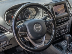 Used 2021  Jeep Cherokee Latitude Plus FWD at A Motors Sales & Finance near San Antonio&comma; TX