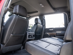 Used 2020  Chevrolet Silverado 2500 4WD Crew Cab High Country Gas at A Motors Sales & Finance near San Antonio&comma; TX