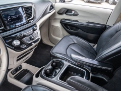 Used 2019  Chrysler Pacifica 4d Wagon Limited at A Motors Sales & Finance near San Antonio&comma; TX