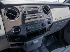 Used 2015  Ford Super Duty F-250 2WD Supercab XL at A Motors Sales & Finance near San Antonio&comma; TX
