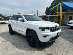 Used 2019 Jeep Grand Cherokee 4d SUV 2WD Limited at A Motors Sales & Finance near San Antonio, TX