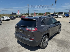 Used 2019 Jeep Cherokee 4d SUV FWD Latitude Plus 2.4L at A Motors Sales & Finance near San Antonio, TX