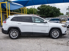 Used 2021  Jeep Cherokee Latitude FWD at A Motors Sales & Finance near San Antonio&comma; TX