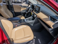Used 2019  Toyota RAV4 4d SUV FWD LE at A Motors Sales & Finance near San Antonio&comma; TX